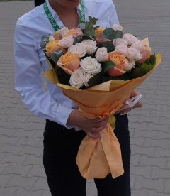 Букет из роз &laquo;Клоренс&raquo;