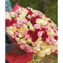 Букет из кустовых роз